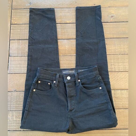 Black Denim Forum Aritzia jeans size 23 The Yoko High Rise Slim - Picture 2 of 8